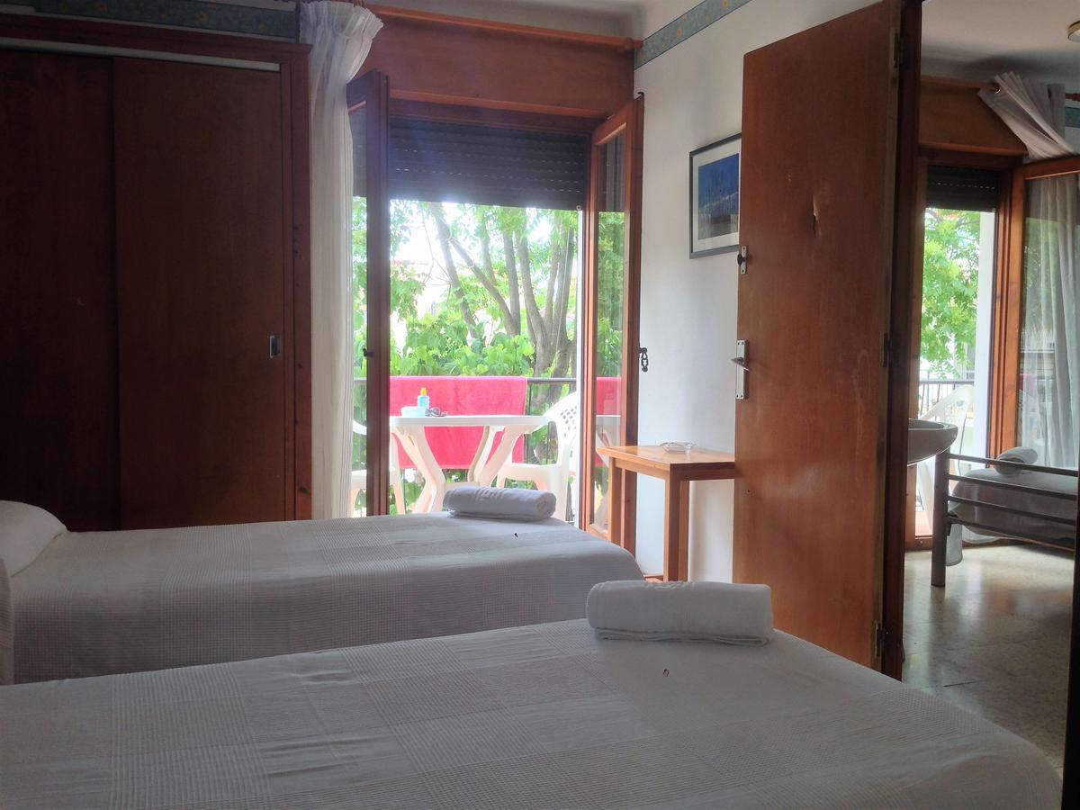 بلاتجا ذارو Hostal La Marina المظهر الخارجي الصورة